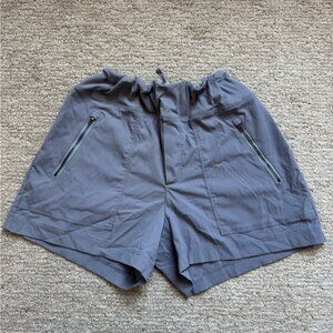 Athleta Light Gray Active Cargo Shorts with pockets